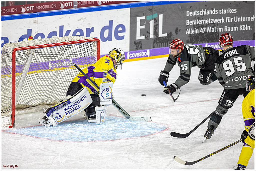 DEL; Koelner Haie - Krefeld Pinguine, 23.12.2018